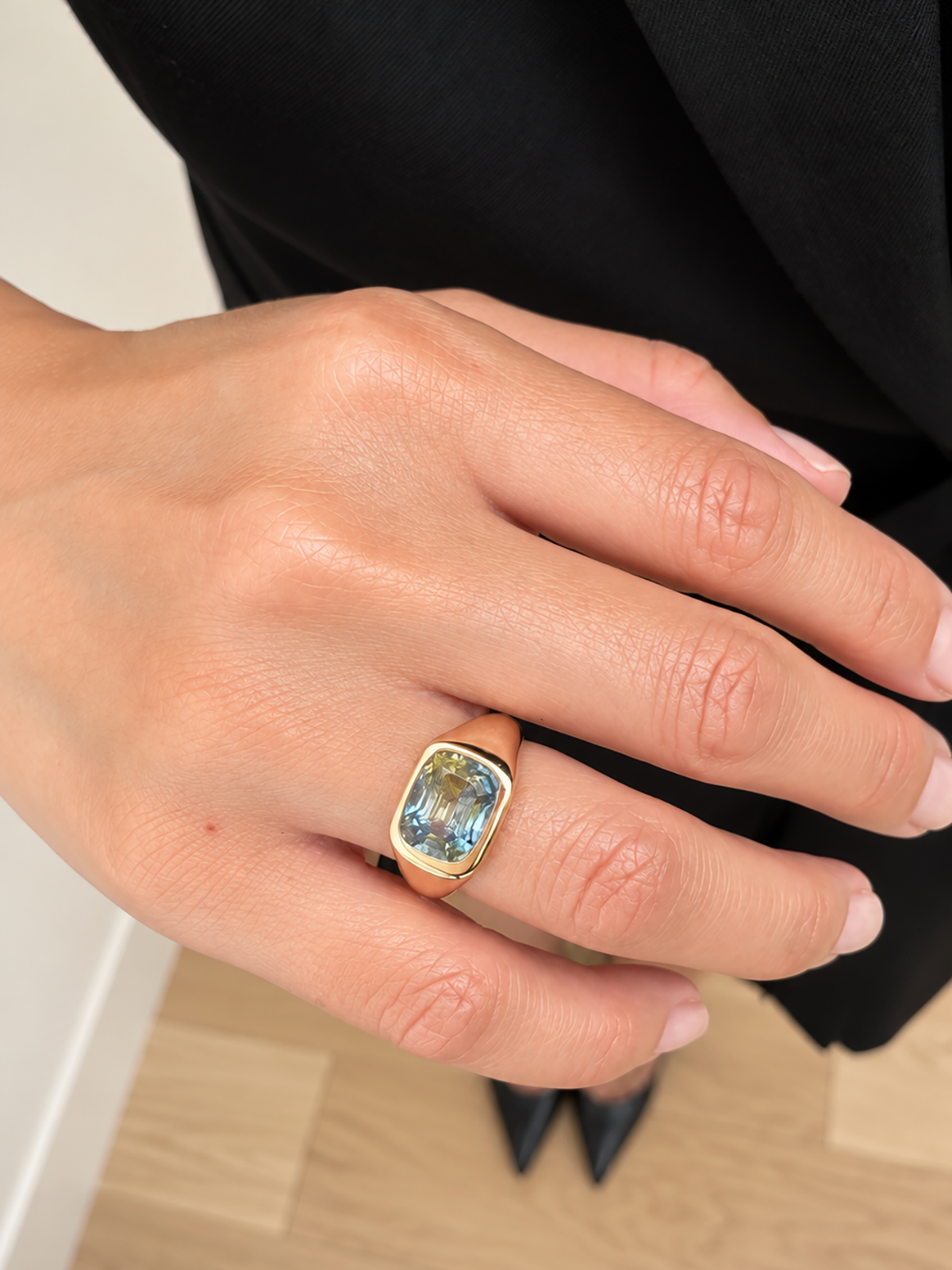 One-of-a-Kind Bi-Color Sapphire Bela Ring