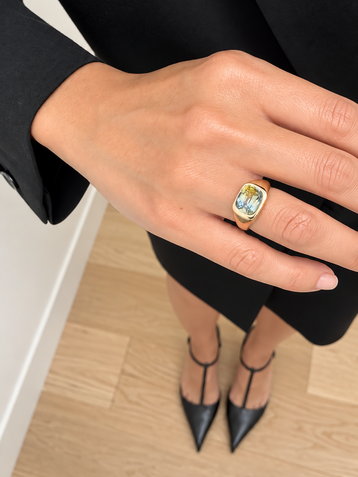 One-of-a-Kind Bi-Color Sapphire Bela Ring