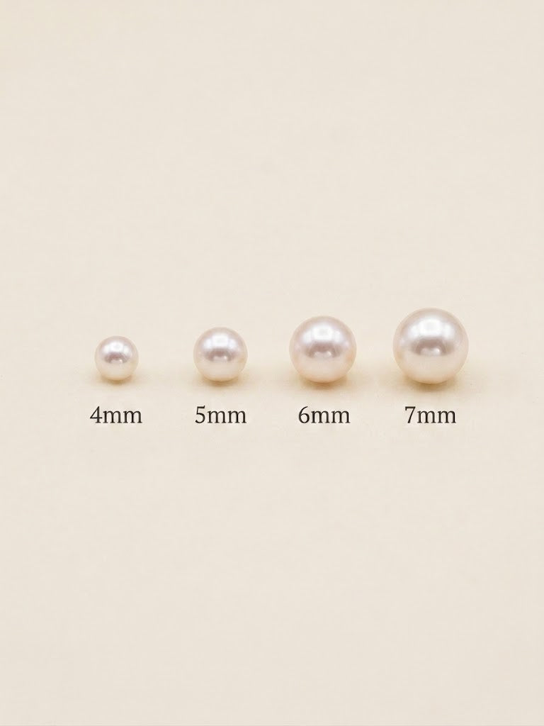Akoya Pearl Studs White