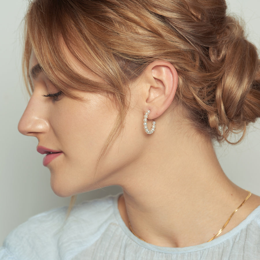 Medium Baby Pearl Hoop Earrings