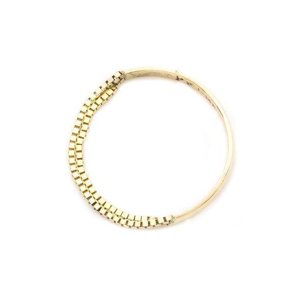 Contrast Box Chain Gold Band Ring