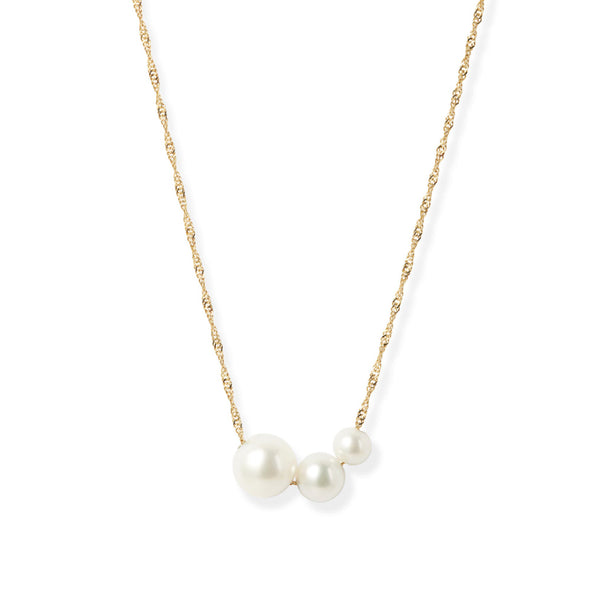 Gradual Pearl Pendant Necklace