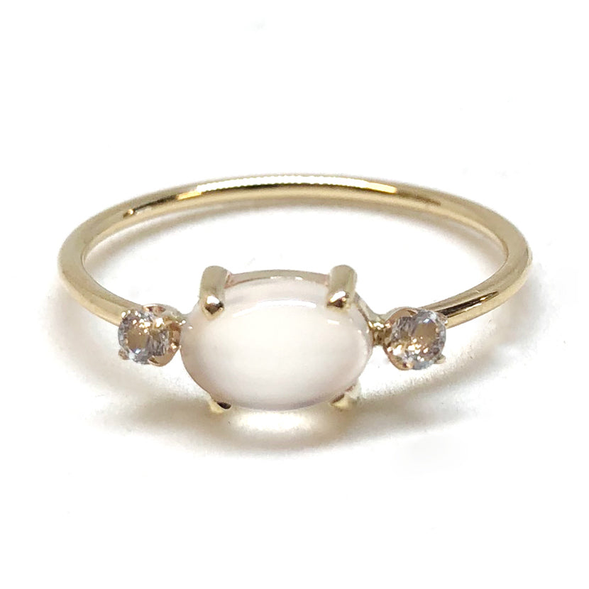 Davie and chiyo outlet moonstone engagement ring